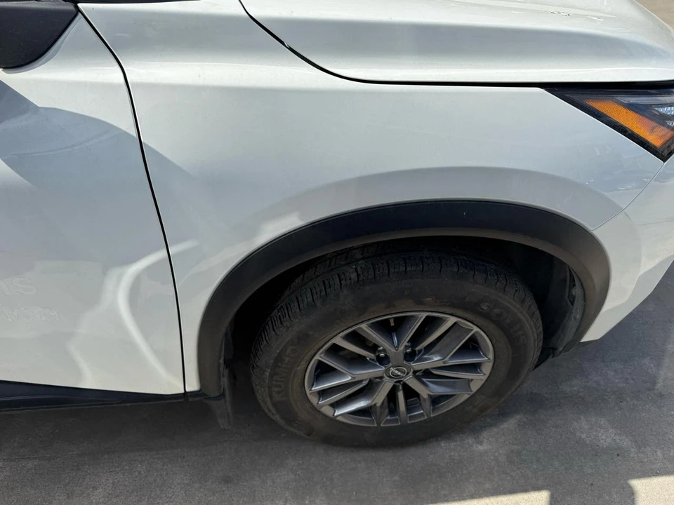 2023 Nissan Rogue - Image 8 of 9