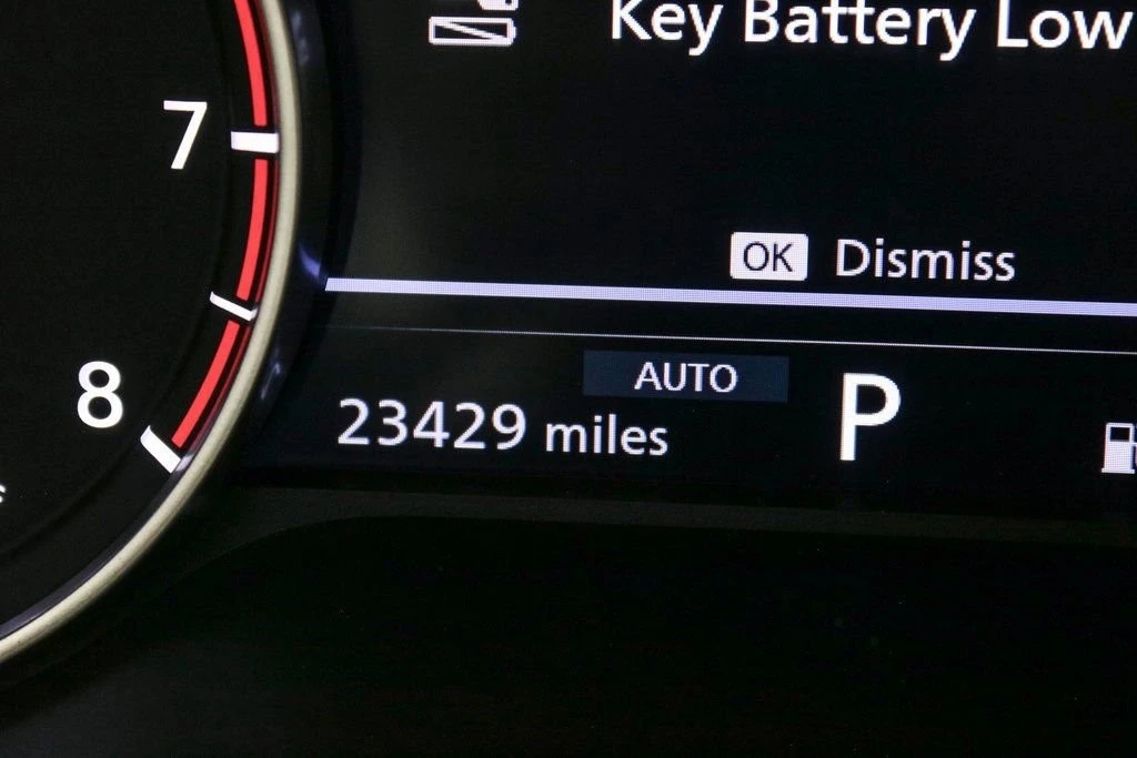 2023 Nissan Rogue - Image 18 of 21