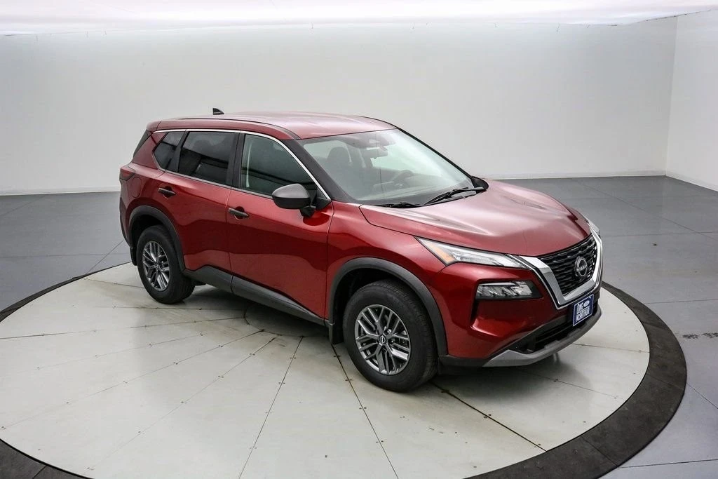 2023 Nissan Rogue - Image 2 of 21