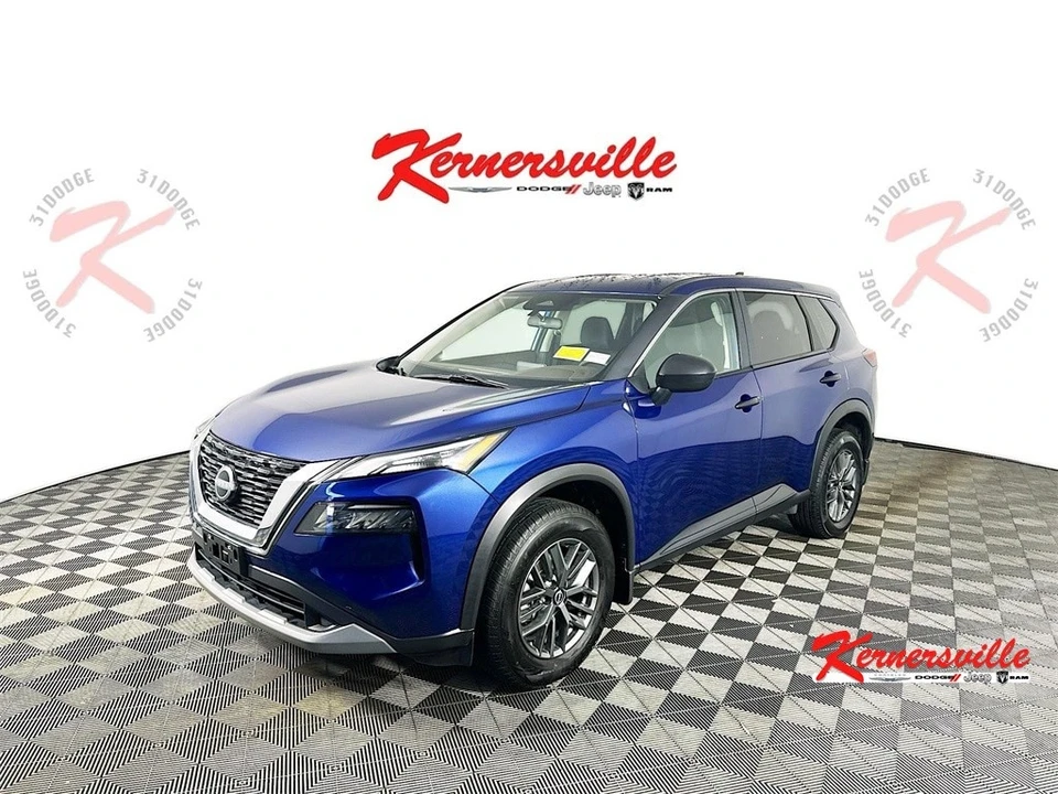 2023 Nissan Rogue - Image 3 of 12
