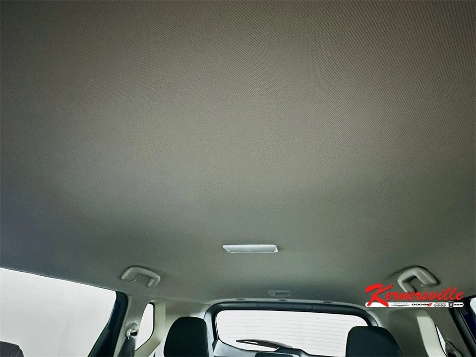 2023 Nissan Rogue - Image 20 of 21