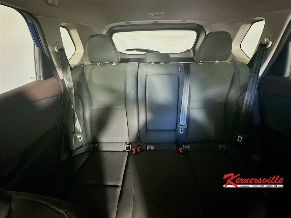 2023 Nissan Rogue - Image 13 of 21