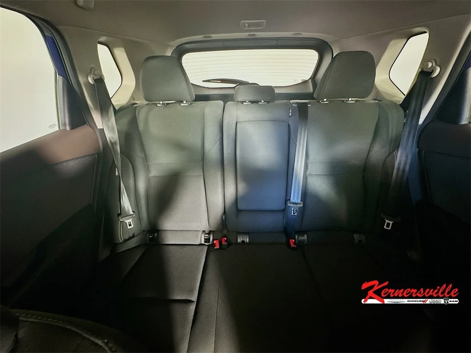 2023 Nissan Rogue - Image 13 of 21