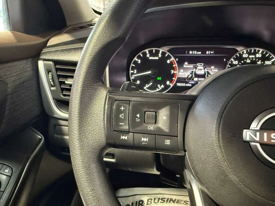 2023 Nissan Rogue - Image 13 of 21