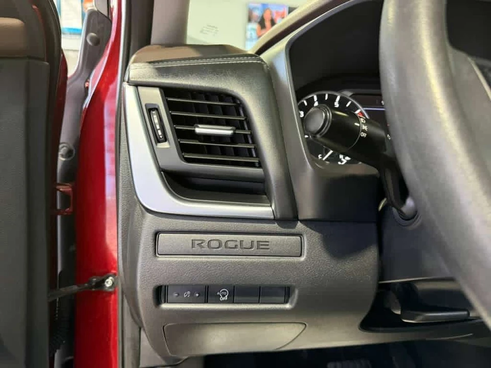 2023 Nissan Rogue - Image 21 of 21