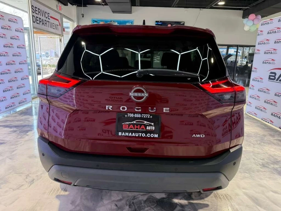 2023 Nissan Rogue - Image 9 of 21