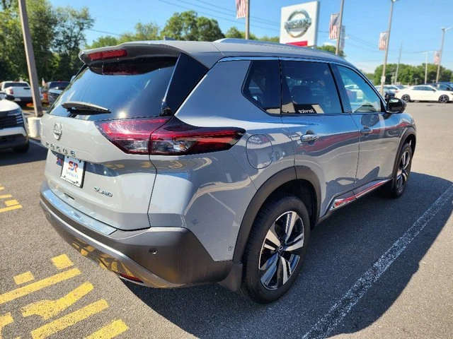2023 Nissan Rogue - Image 6 of 17