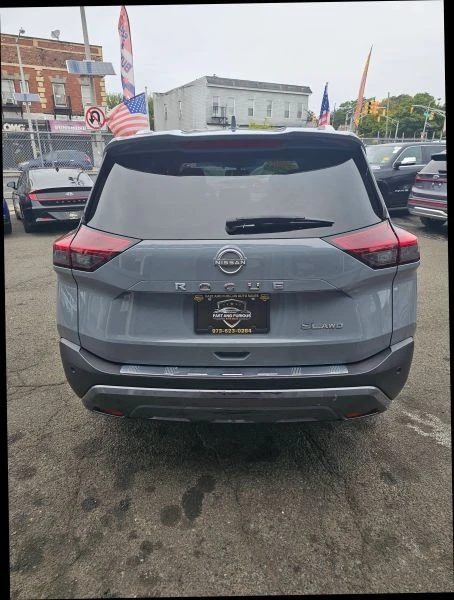2023 Nissan Rogue - Image 6 of 12