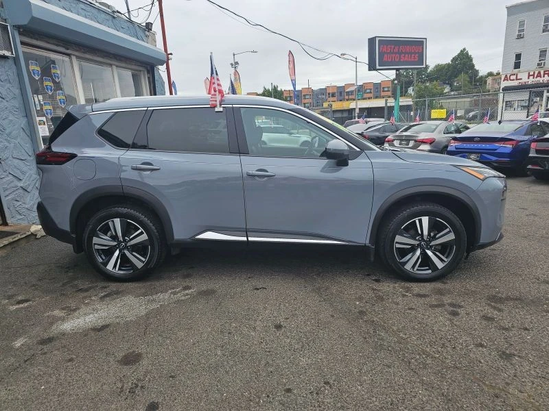 2023 Nissan Rogue - Image 3 of 12