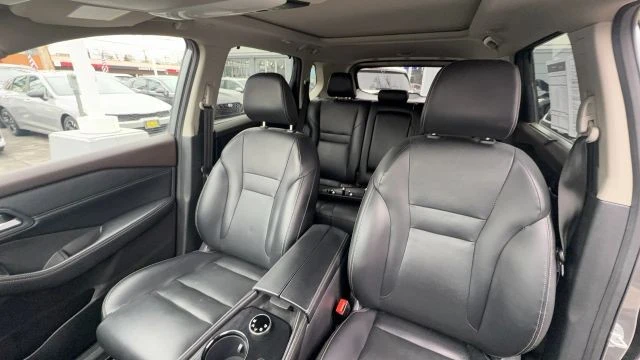 2023 Nissan Rogue - Image 13 of 16