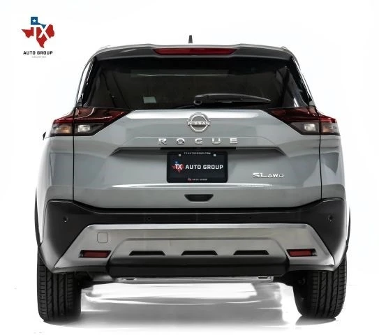 2023 Nissan Rogue - Image 11 of 12