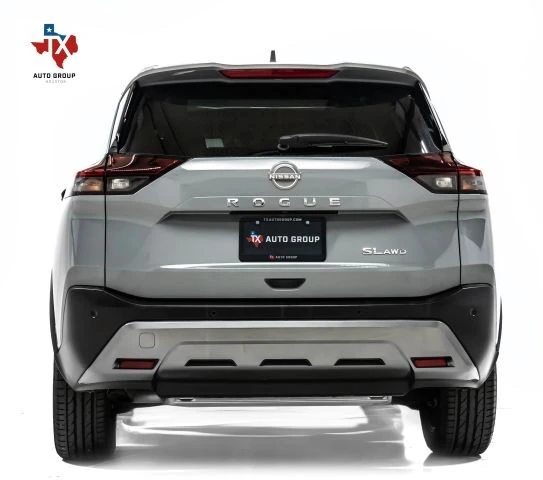 2023 Nissan Rogue - Image 11 of 12