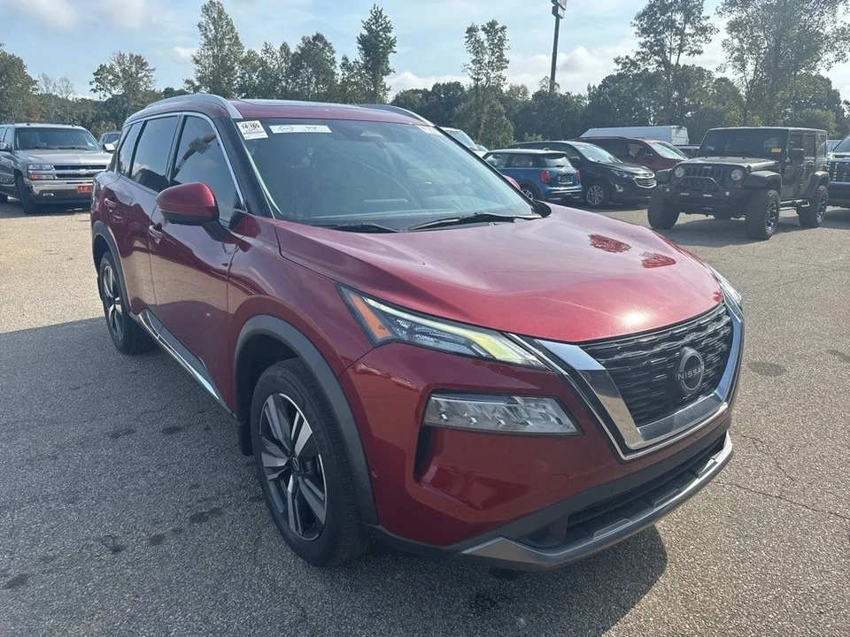 2023 Nissan Rogue - Image 4 of 7
