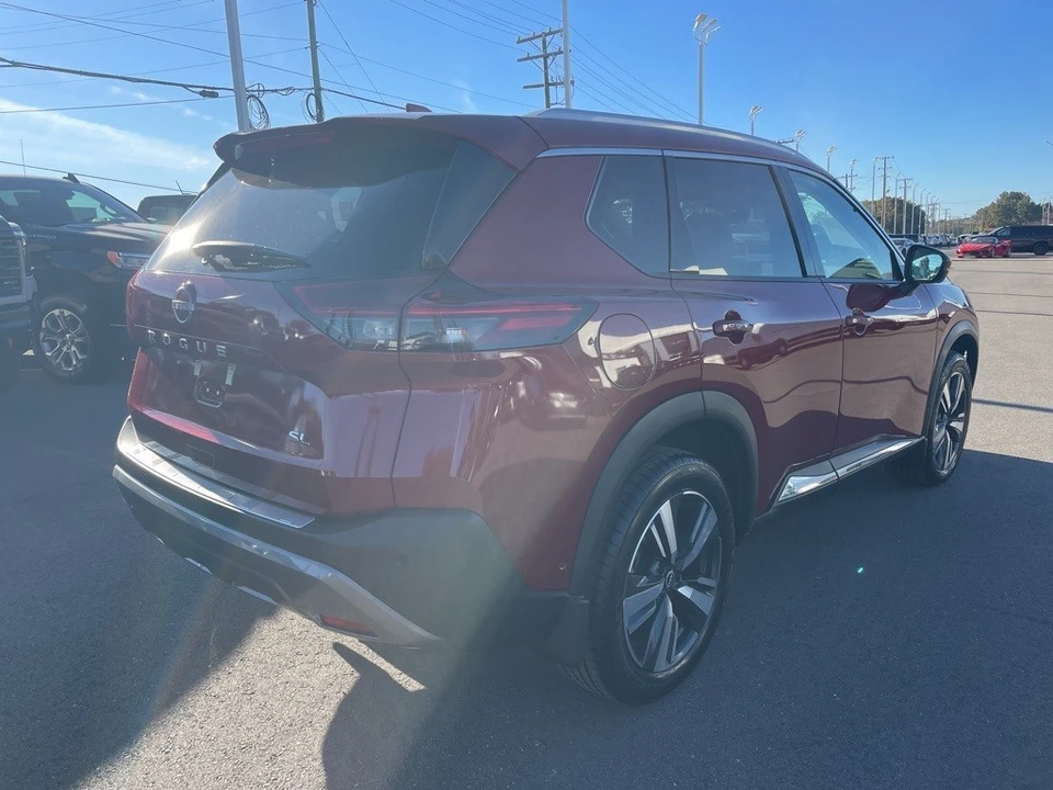 2023 Nissan Rogue - Image 5 of 12