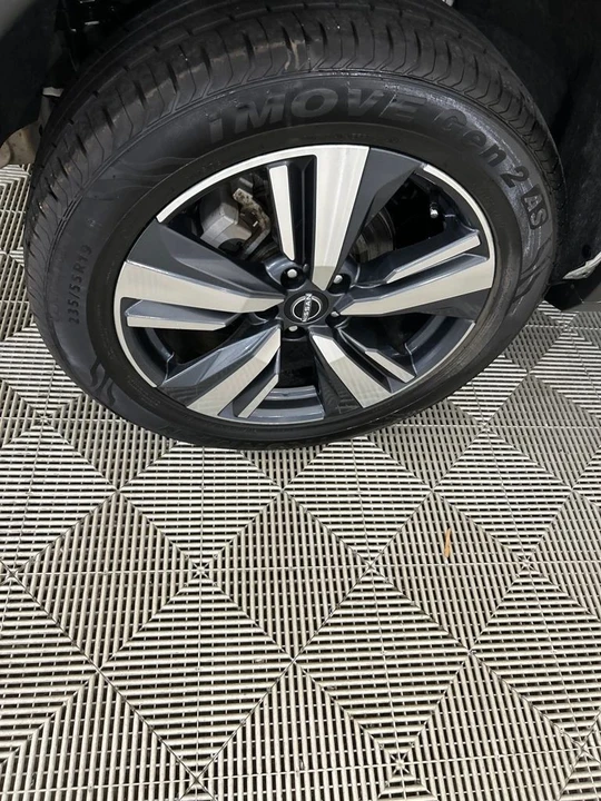 2023 Nissan Rogue - Image 11 of 12