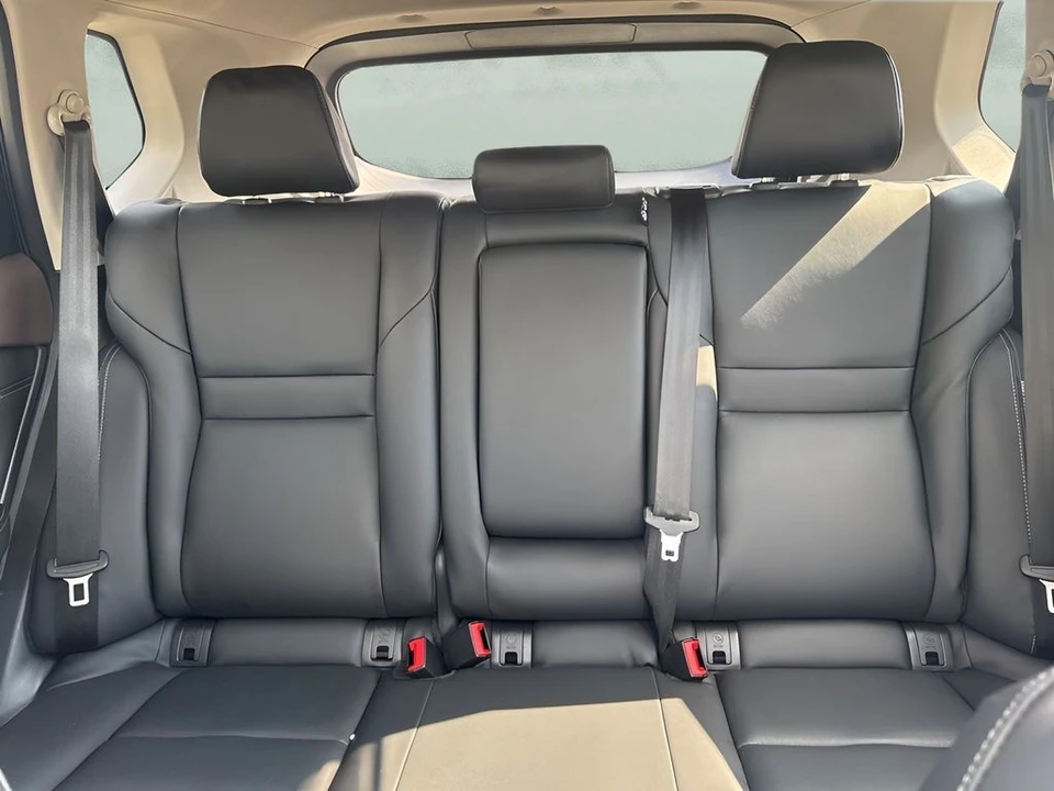 2023 Nissan Rogue - Image 13 of 21