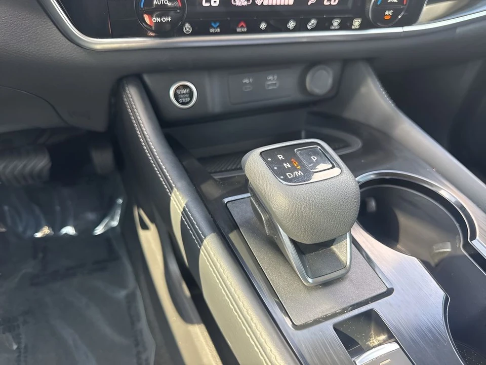 2023 Nissan Rogue - Image 19 of 21
