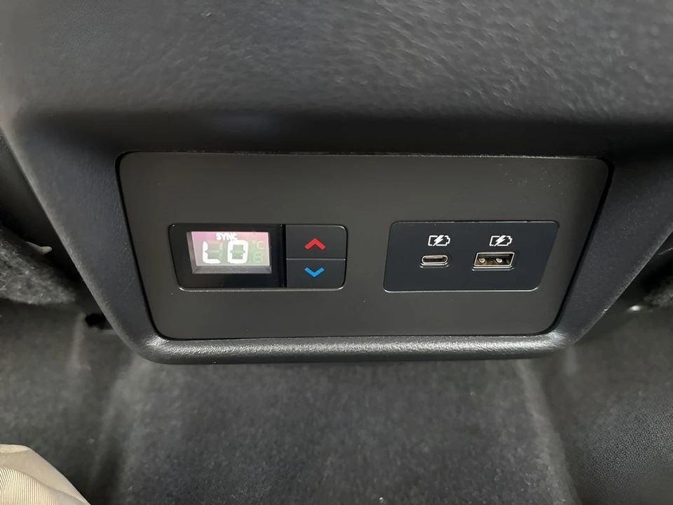 2023 Nissan Rogue - Image 13 of 21