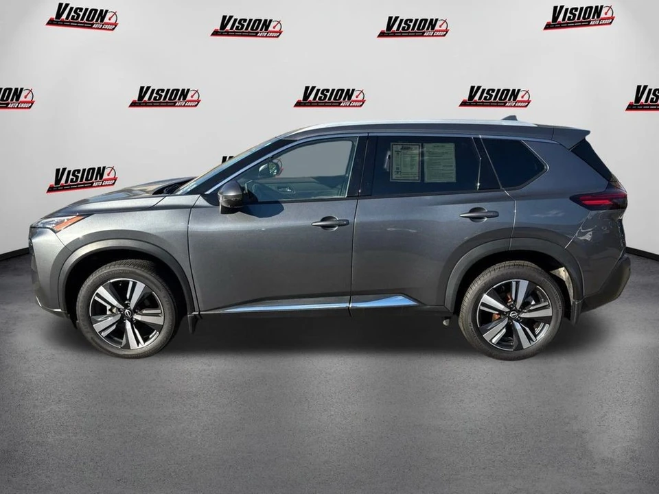 2023 Nissan Rogue - Image 8 of 12