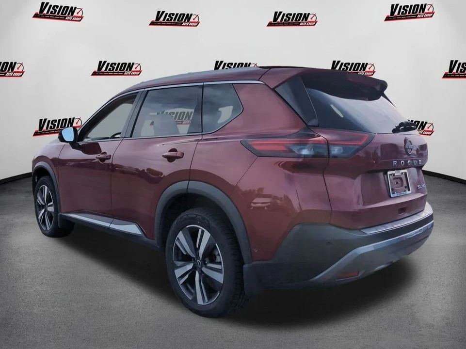 2023 Nissan Rogue - Image 7 of 12
