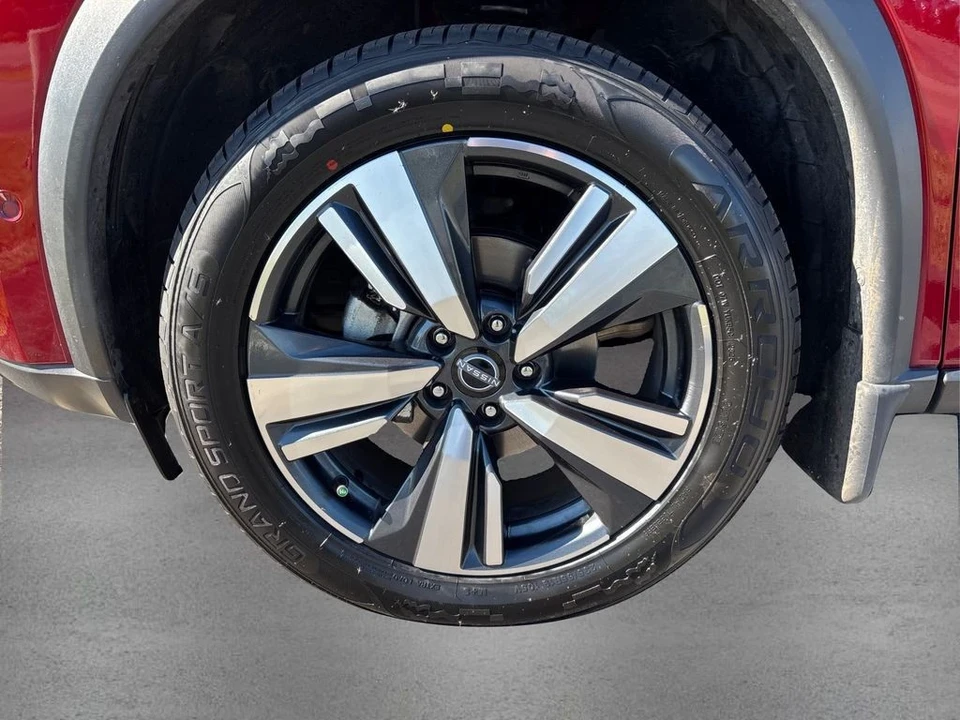 2023 Nissan Rogue - Image 12 of 12