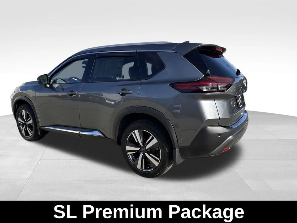 2023 Nissan Rogue - Image 3 of 12