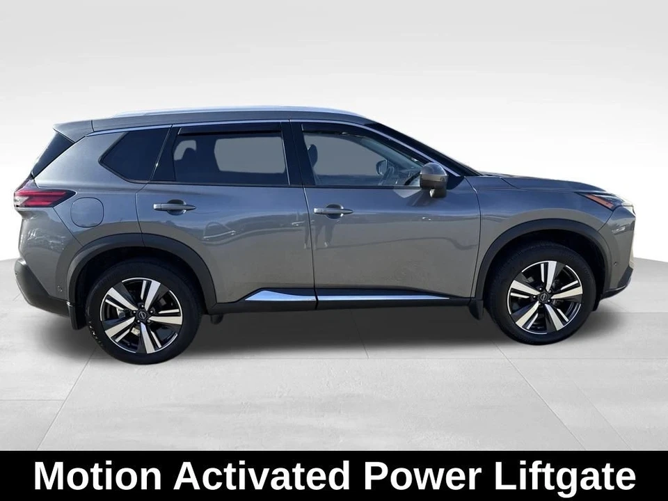 2023 Nissan Rogue - Image 7 of 12
