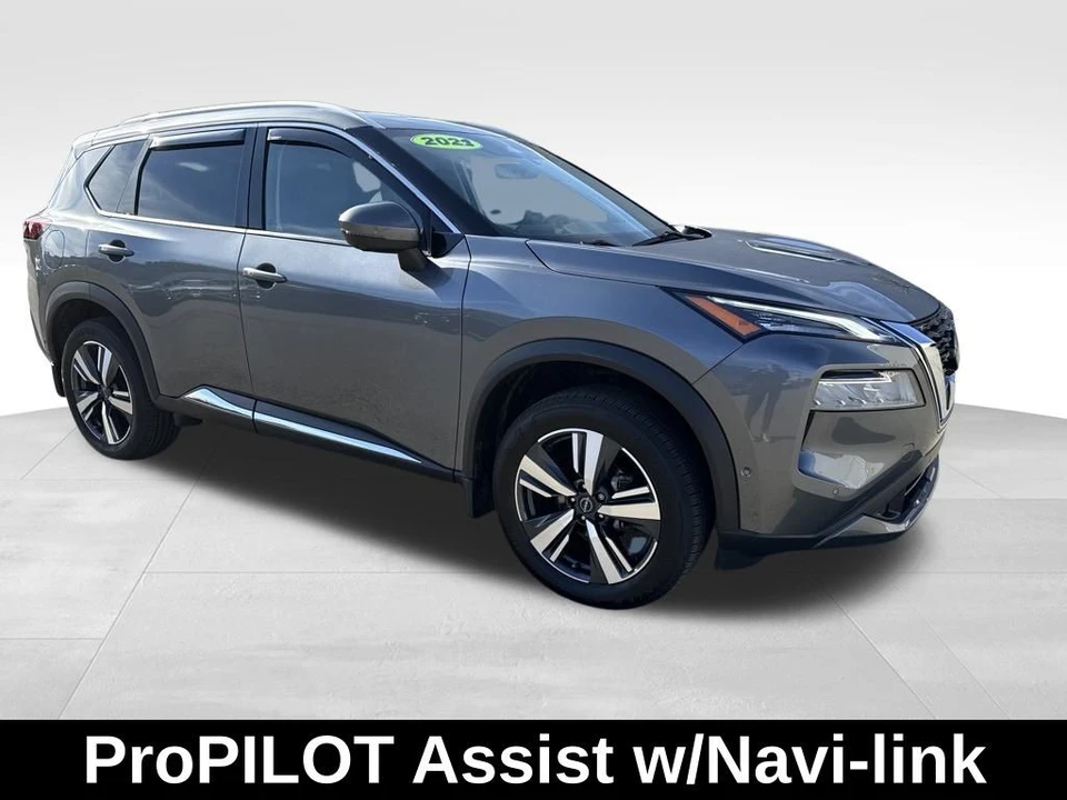 2023 Nissan Rogue - Image 9 of 12