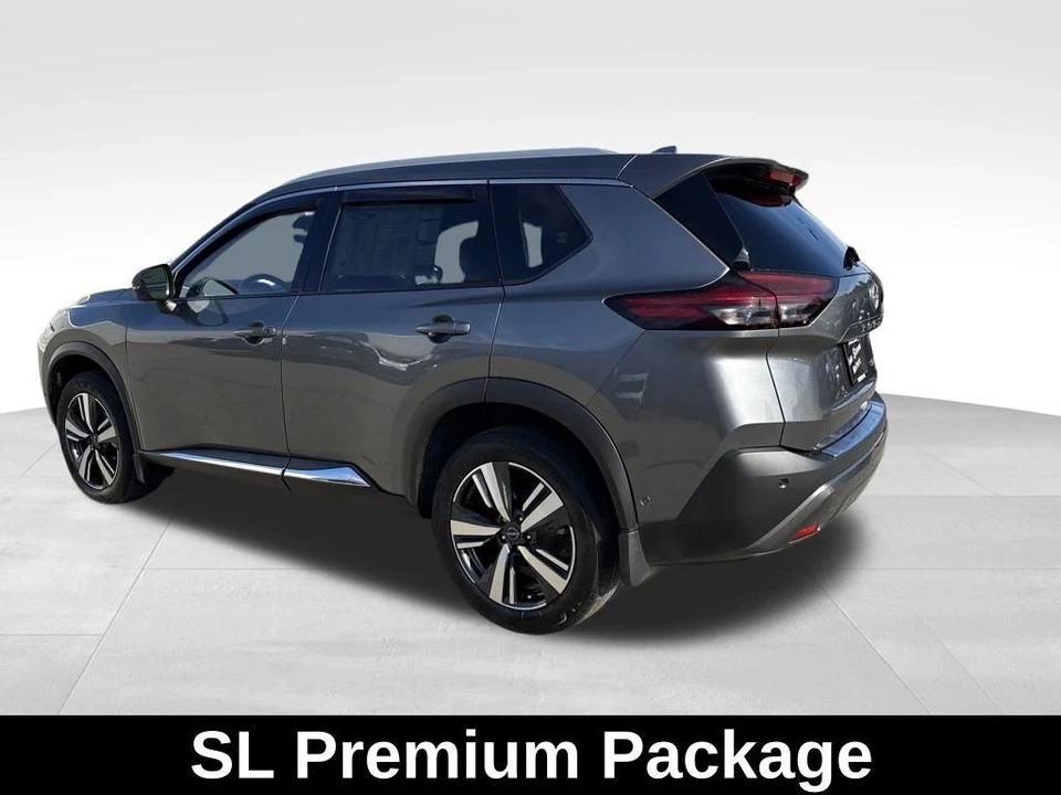 2023 Nissan Rogue - Image 3 of 12