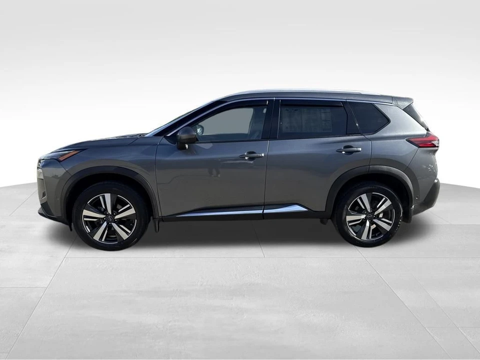 2023 Nissan Rogue - Image 2 of 12