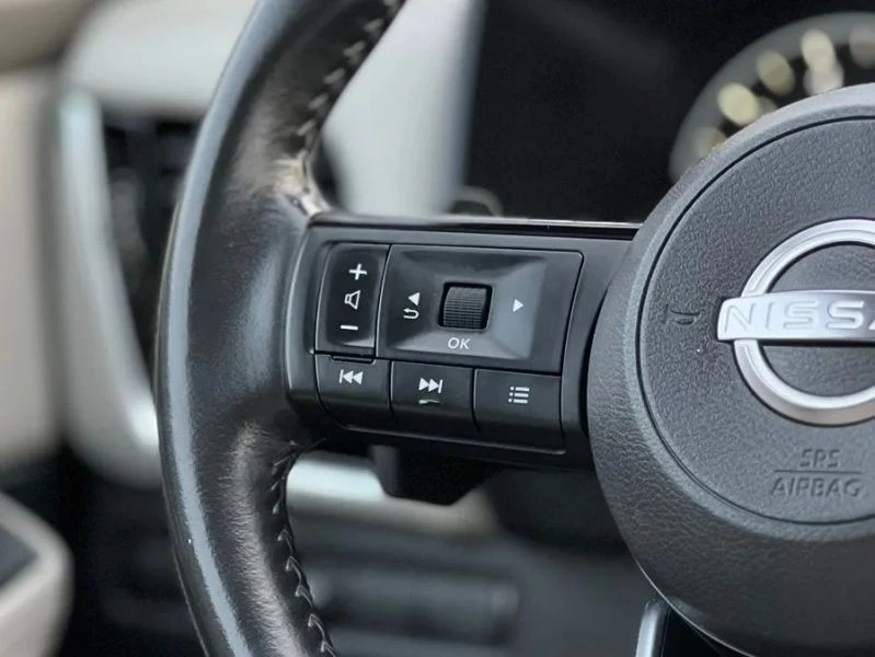 2023 Nissan Rogue - Image 12 of 12