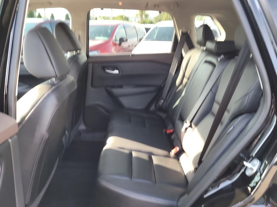 2023 Nissan Rogue - Image 11 of 12