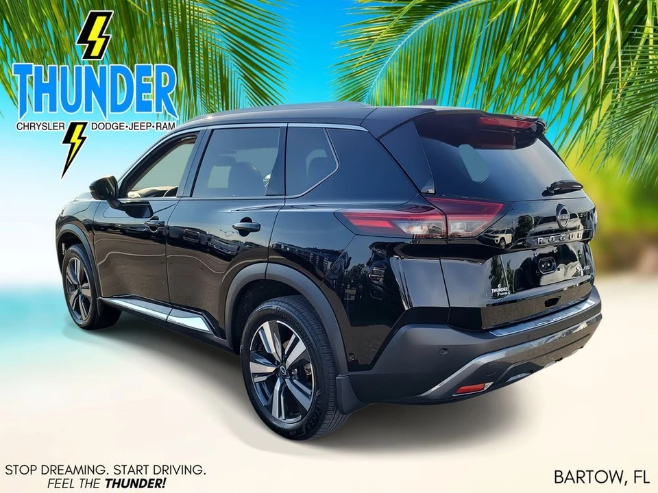 2023 Nissan Rogue - Image 3 of 12