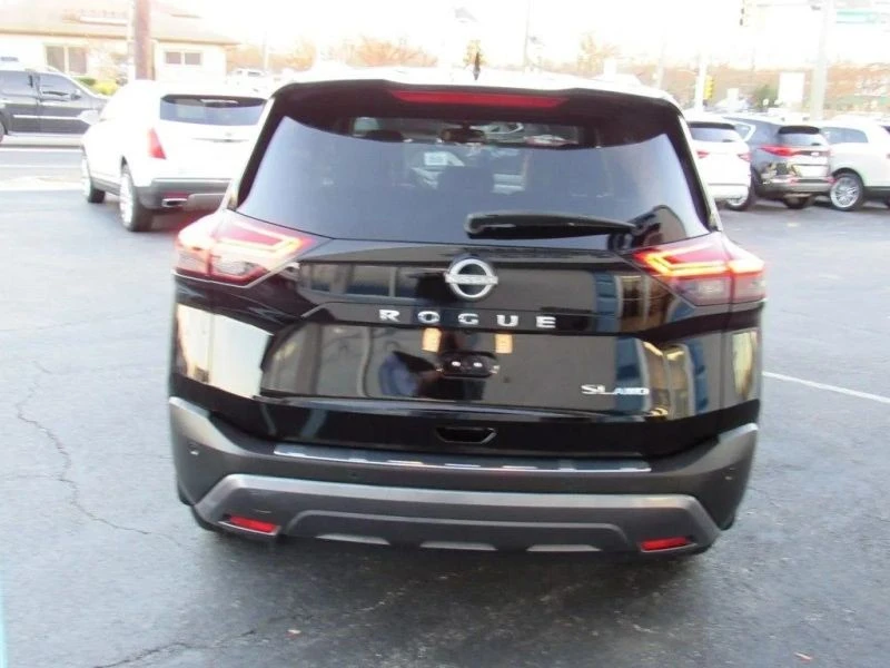 2023 Nissan Rogue - Image 7 of 12