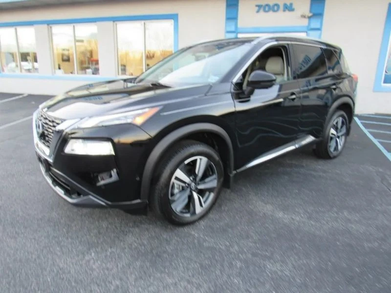 2023 Nissan Rogue - Image 2 of 12