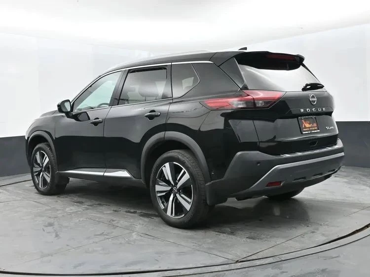 2023 Nissan Rogue - Image 9 of 12