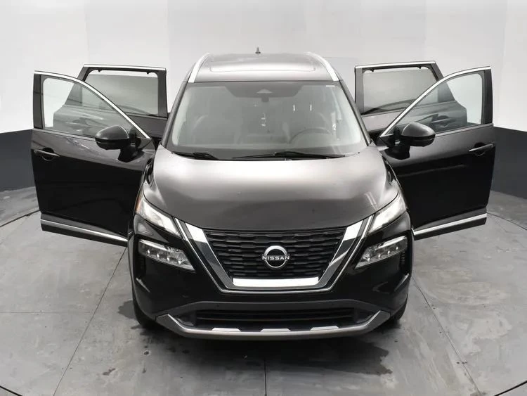 2023 Nissan Rogue - Image 10 of 12