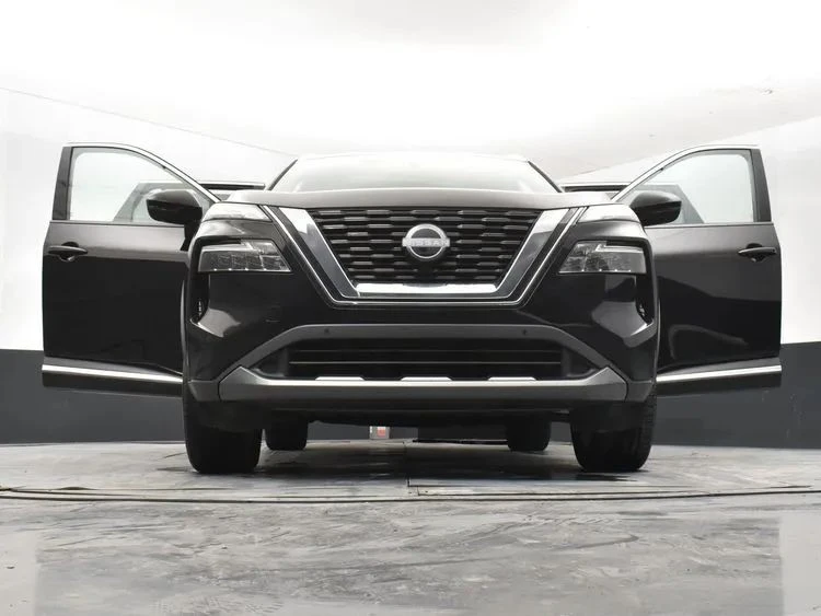 2023 Nissan Rogue - Image 11 of 12