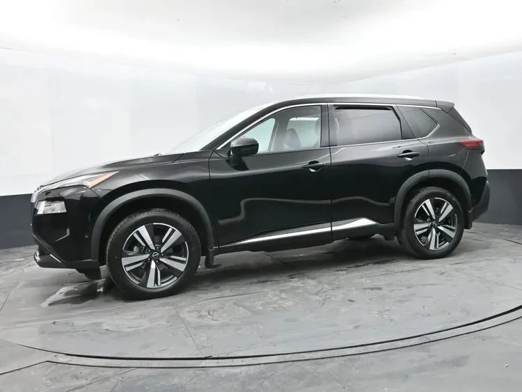 2023 Nissan Rogue - Image 5 of 12