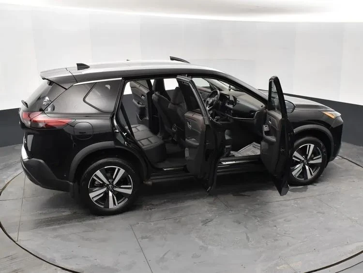 2023 Nissan Rogue - Image 6 of 12