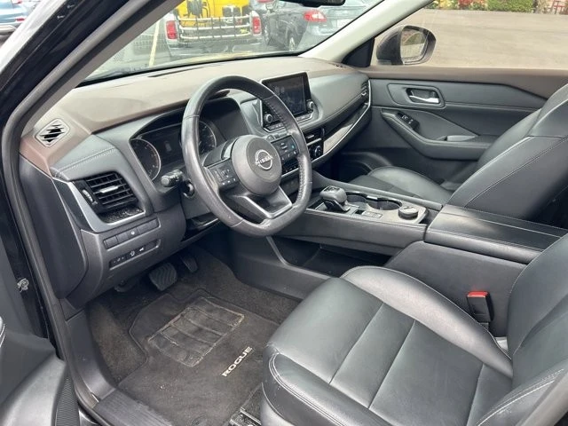 2023 Nissan Rogue - Image 8 of 12
