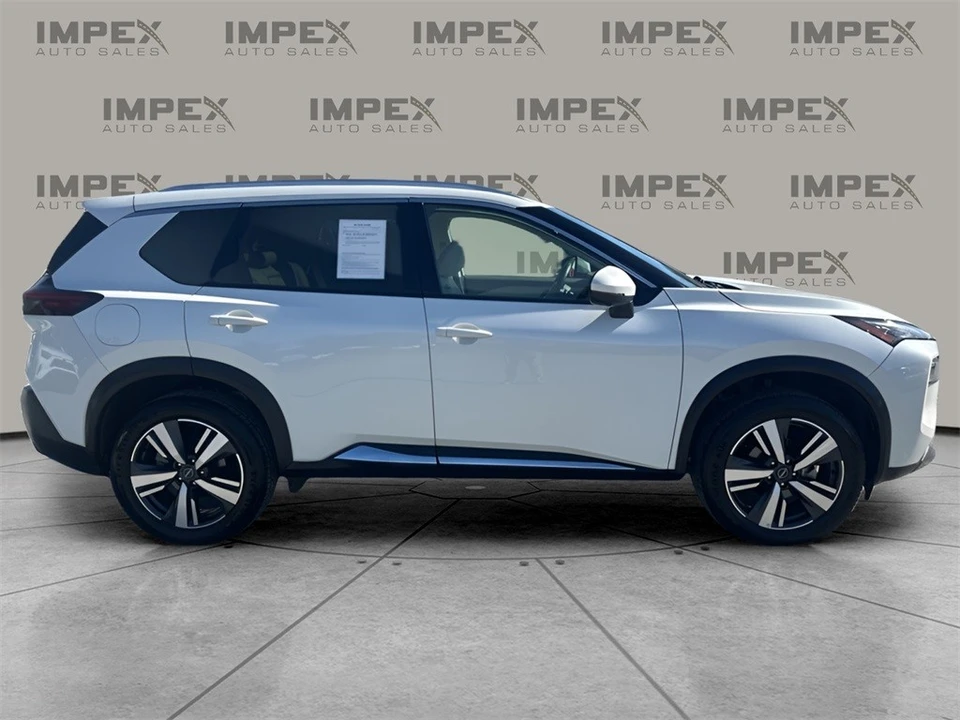 2023 Nissan Rogue - Image 6 of 12