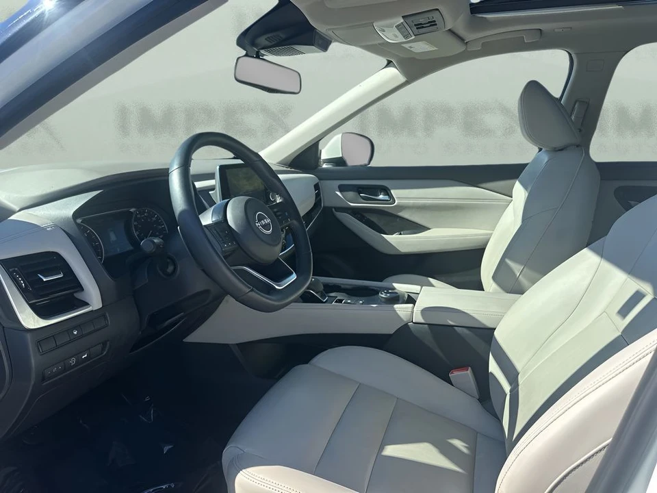 2023 Nissan Rogue - Image 9 of 12