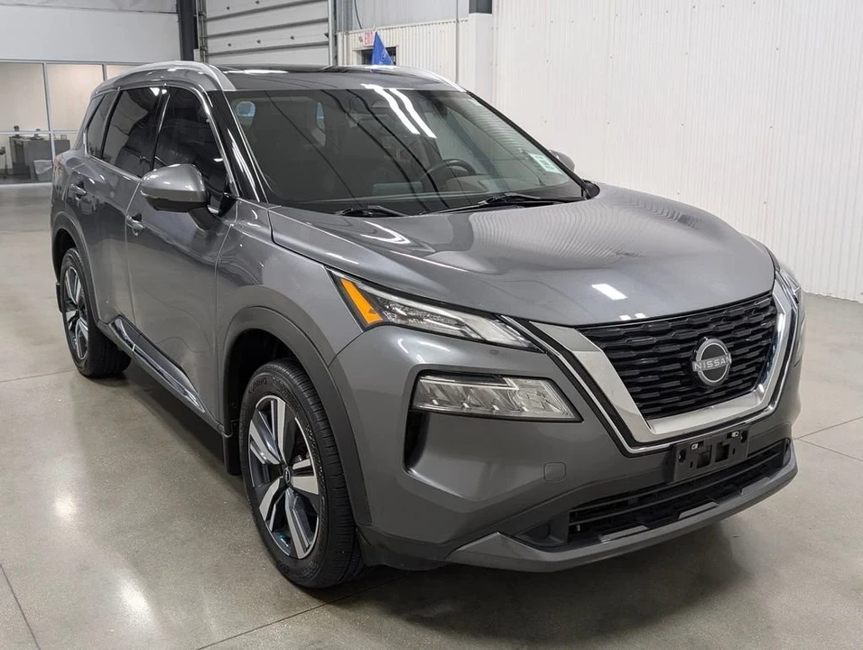 2023 Nissan Rogue - Image 6 of 10