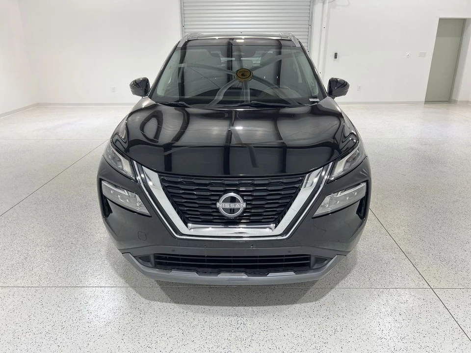 2023 Nissan Rogue - Image 8 of 21