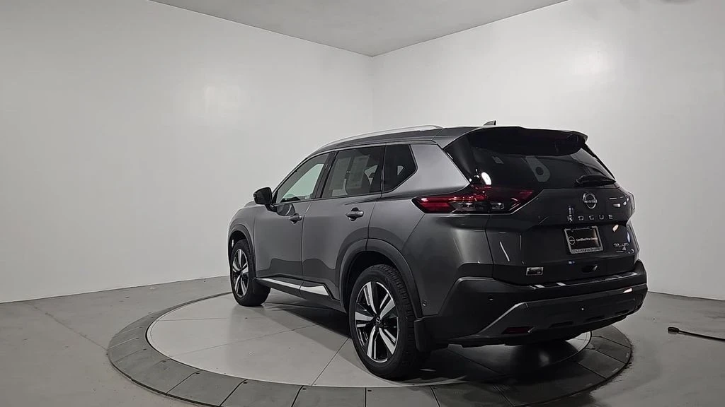 2023 Nissan Rogue - Image 3 of 12