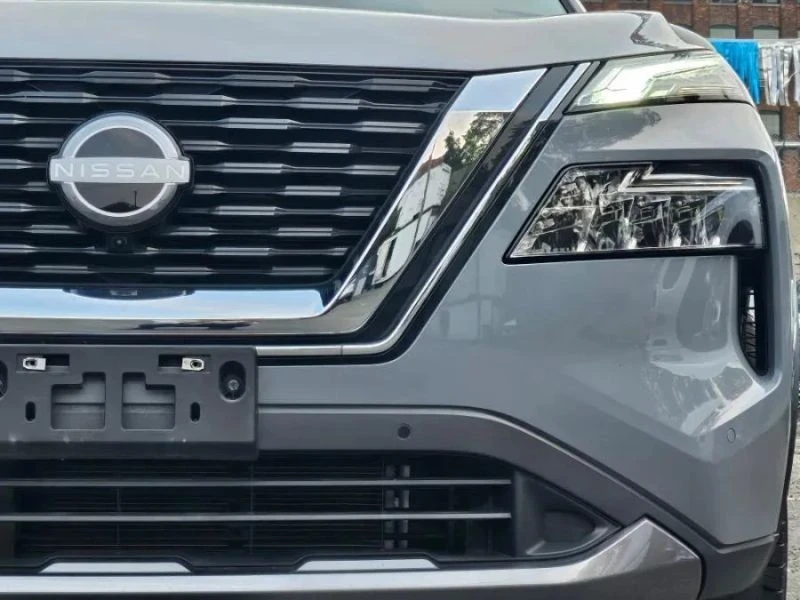 2023 Nissan Rogue - Image 3 of 12