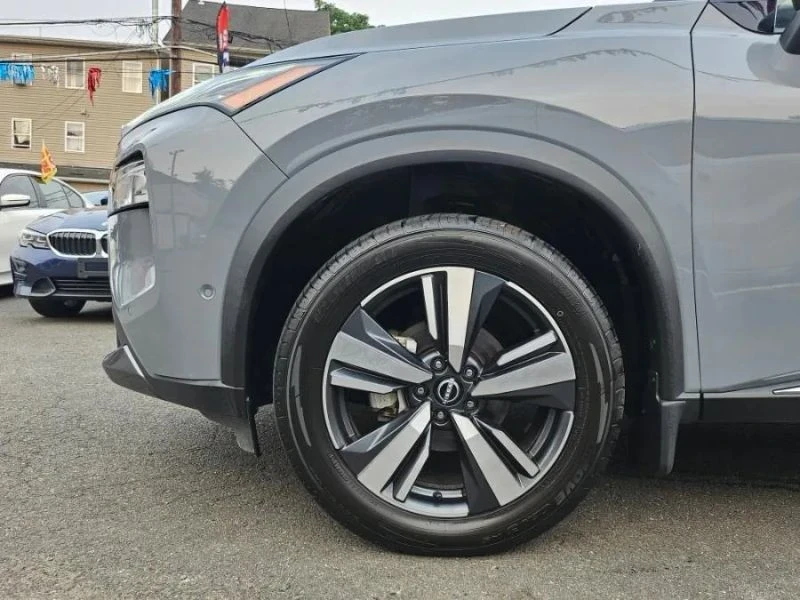 2023 Nissan Rogue - Image 11 of 12