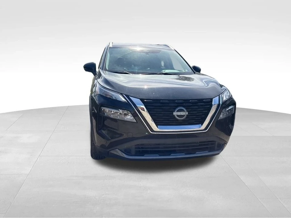 2023 Nissan Rogue - Image 10 of 12