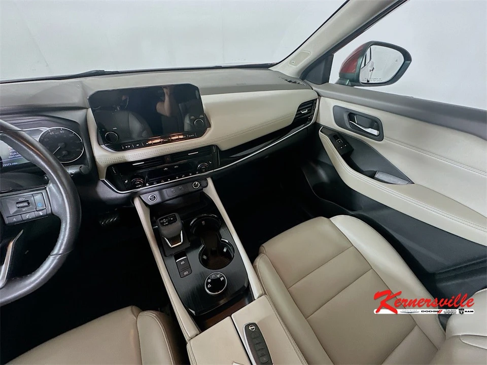 2023 Nissan Rogue - Image 11 of 21